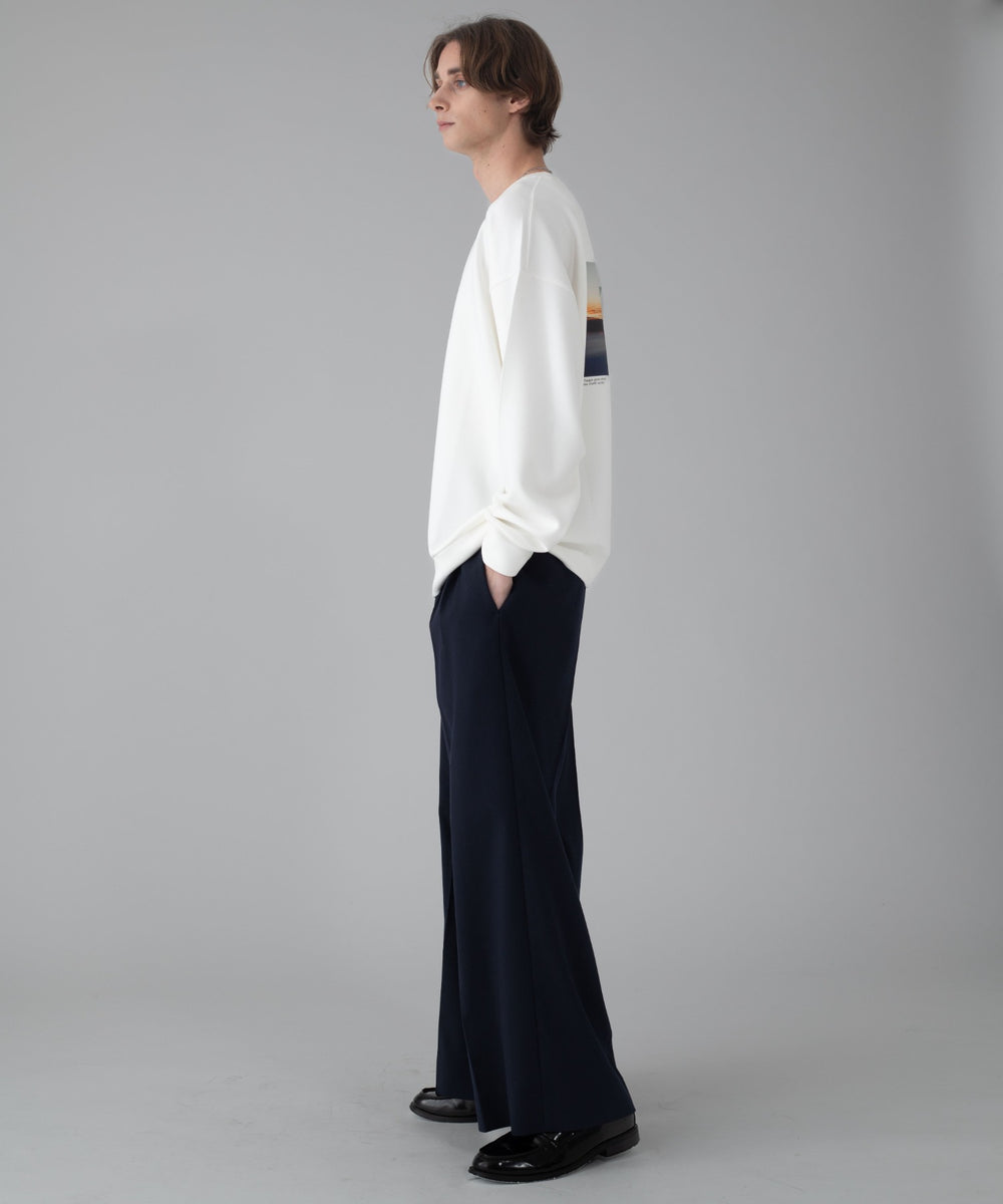 ホワイト モデル：178cm L着用