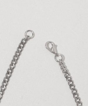 アクセ付きフォトグラフィックプルオーバー