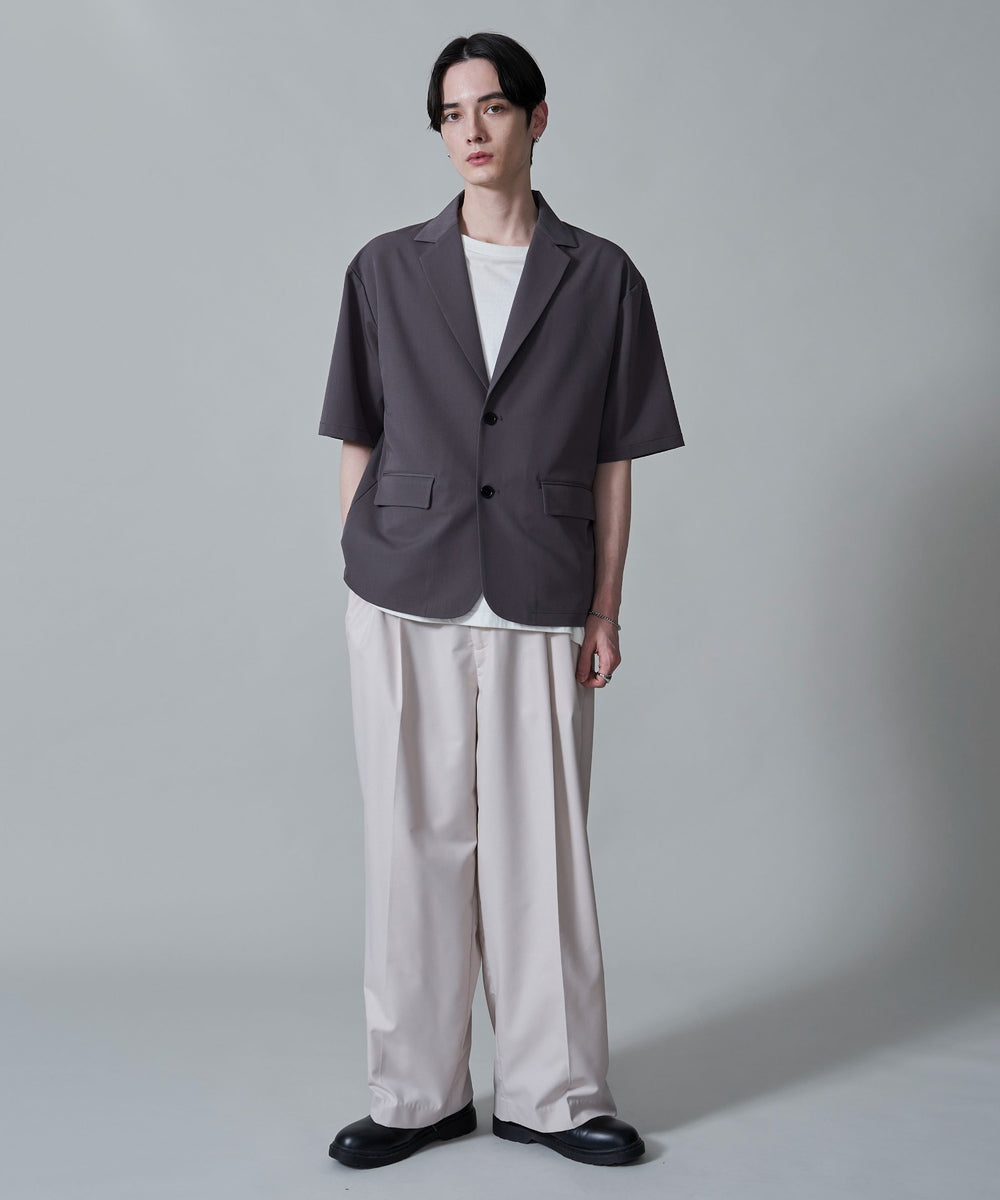 Dグレー　モデル：180㎝　L着用