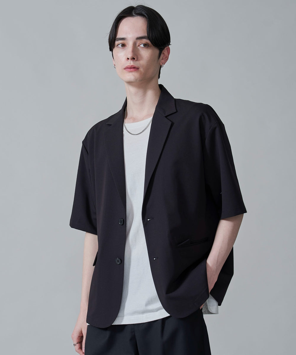 ブラック　モデル：180㎝　L着用