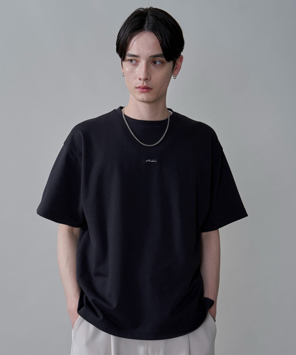 柄2 モデル：180㎝　L着用