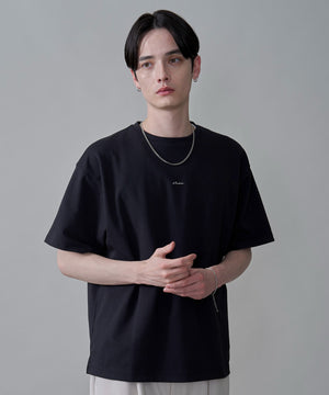 柄2 モデル：180㎝　L着用