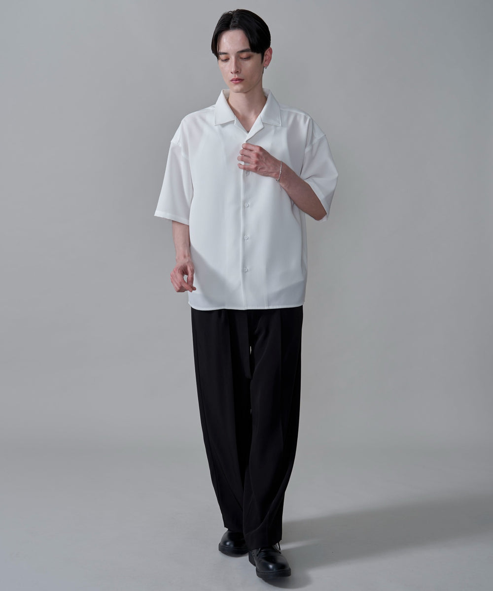 ホワイト　モデル：180㎝　L着用