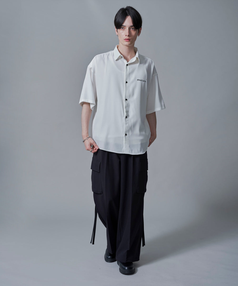 ホワイト　モデル：180㎝　L着用