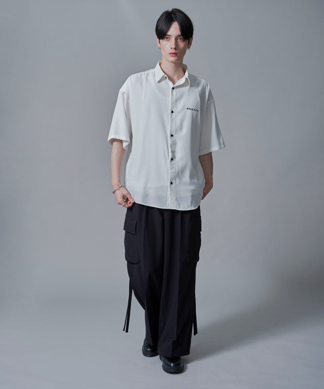 ホワイト　モデル：180㎝　L着用