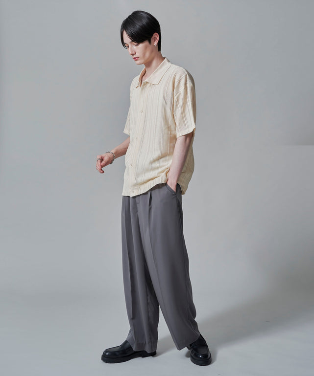 ベージュ　モデル：180㎝　L着用