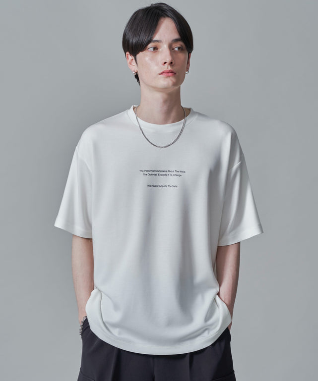 ホワイト　モデル：180㎝　L着用