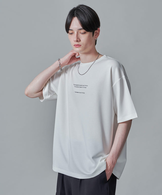 ホワイト　モデル：180㎝　L着用