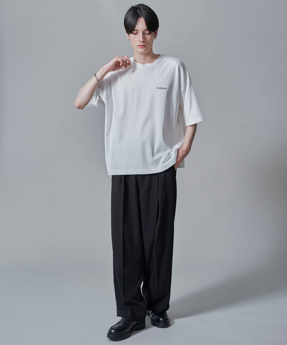 ホワイト　モデル：180㎝　L着用