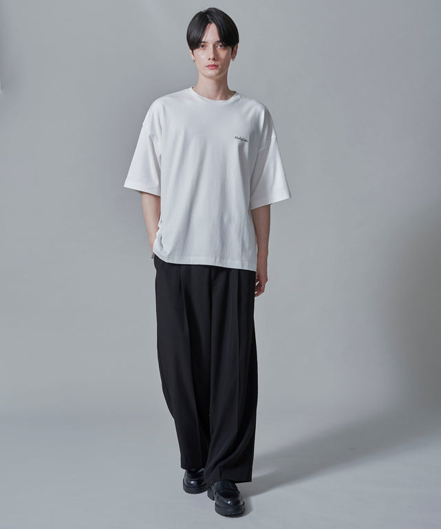 ホワイト　モデル：180㎝　L着用