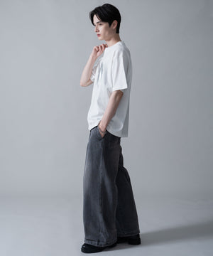 ホワイト　モデル：180㎝　L着用