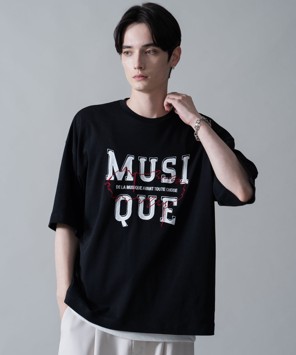 ブラック　モデル：180㎝　L着用