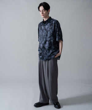 柄4 モデル：180㎝　L着用