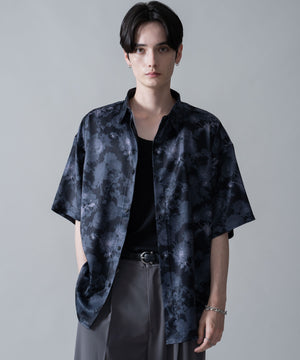 柄4 モデル：180㎝　L着用