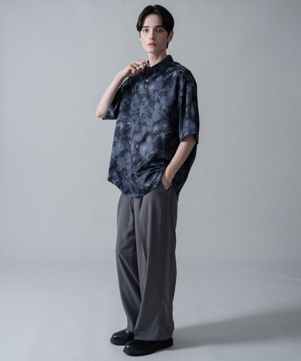 柄4 モデル：180㎝　L着用