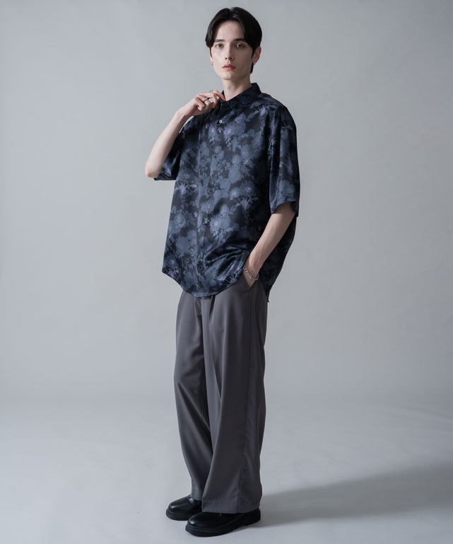 柄4 モデル：180㎝　L着用