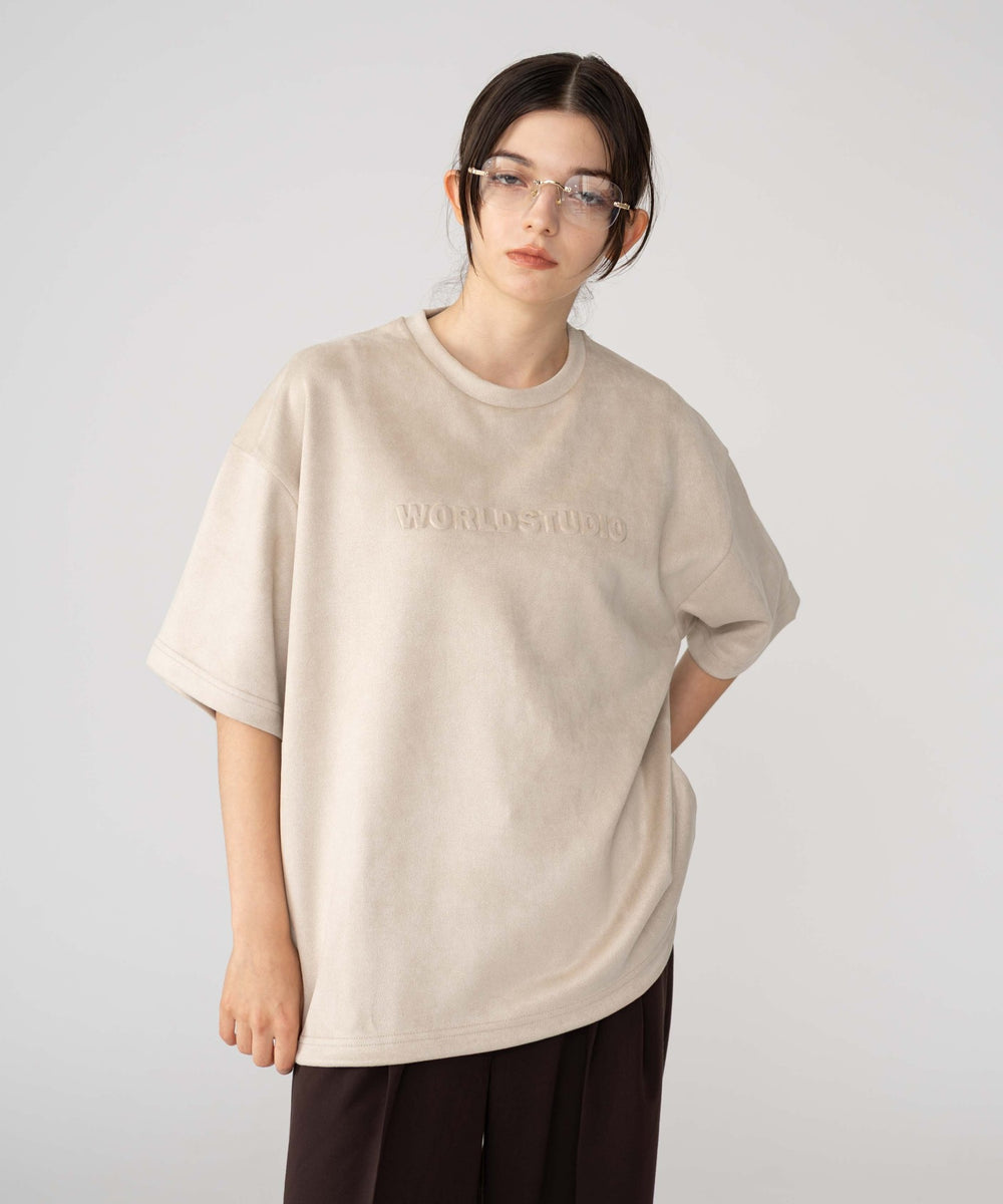 ホワイトアイボリー モデル：162cm M着用