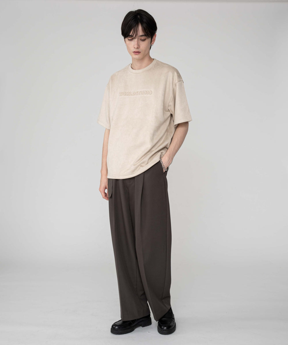 ホワイトアイボリー モデル：180cm L着用