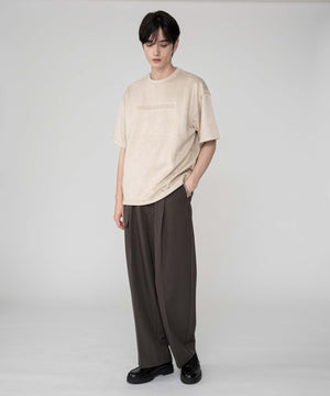 ホワイトアイボリー モデル：180cm L着用