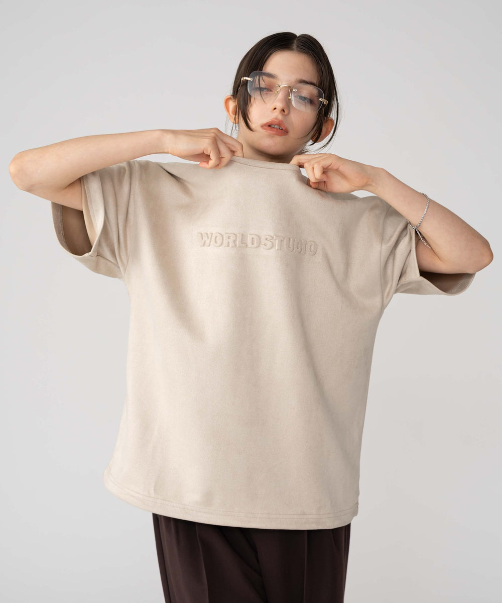 ホワイトアイボリー モデル：162cm M着用