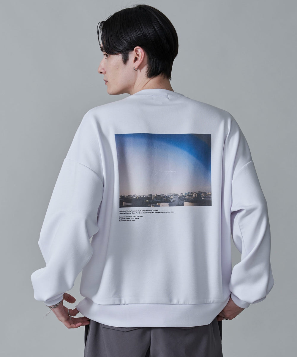 ホワイト　モデル：180㎝　L着用