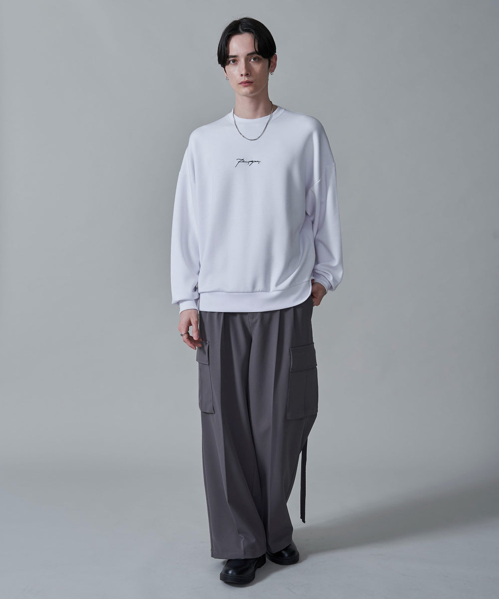 ホワイト　モデル：180㎝　L着用