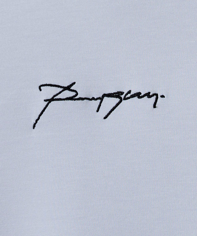 アクセ付きフォトグラフィックプルオーバー