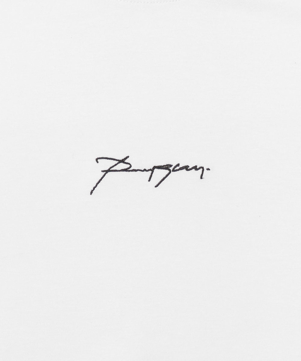 アクセ付きフォトグラフィックプルオーバー