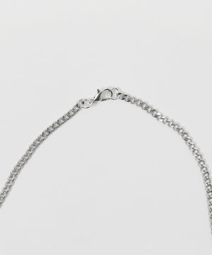 アクセ付きフォトグラフィックプルオーバー