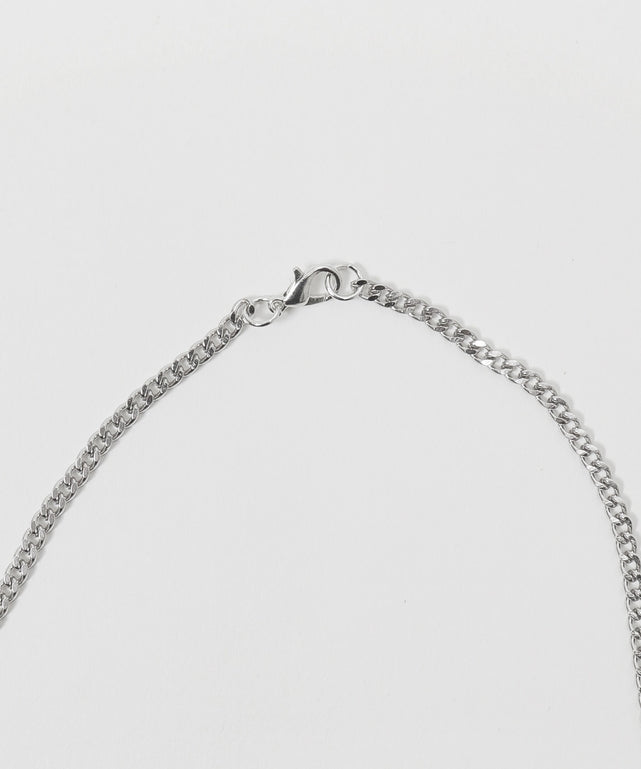 アクセ付きフォトグラフィックプルオーバー