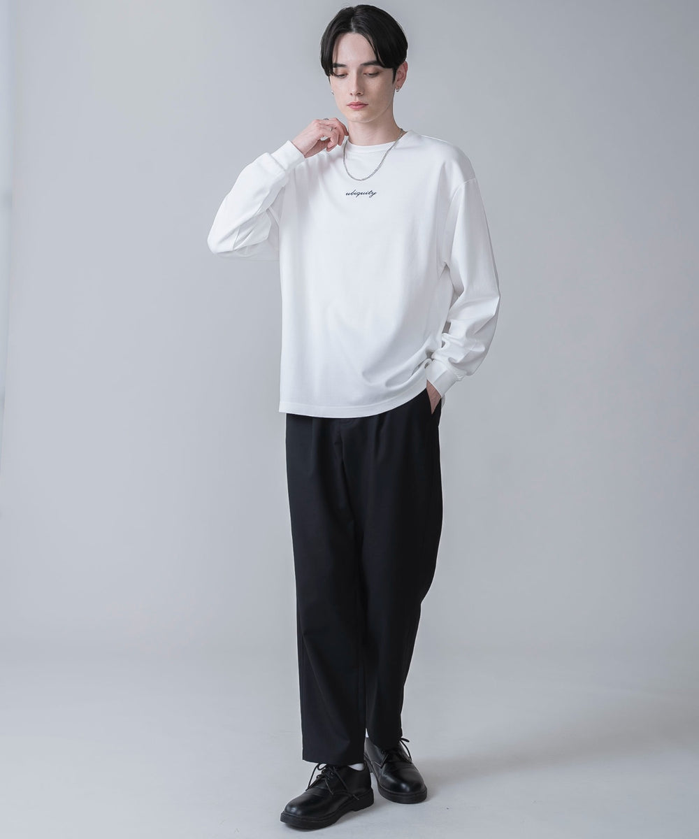 ホワイト モデル：180cm L着用