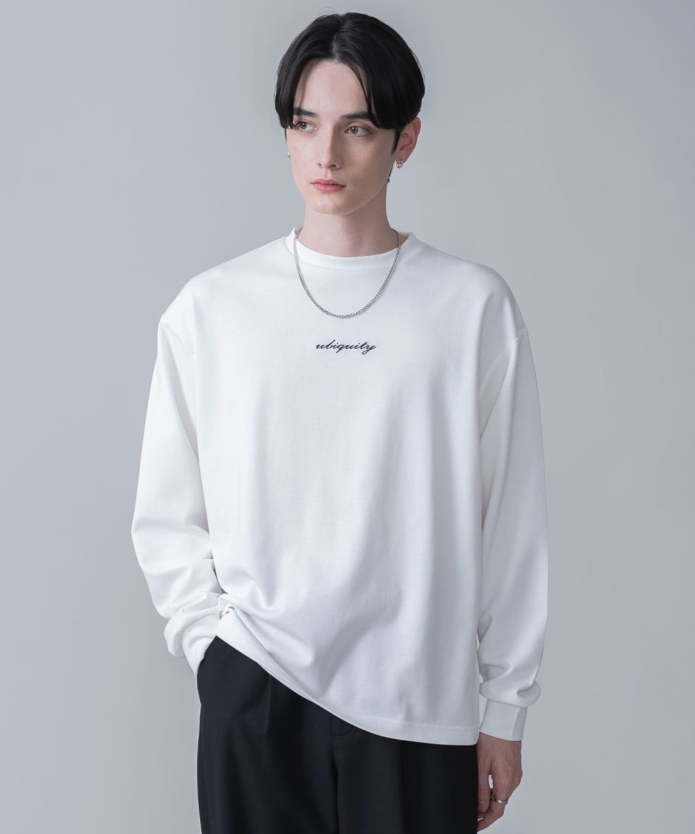 ホワイト モデル：180cm L着用