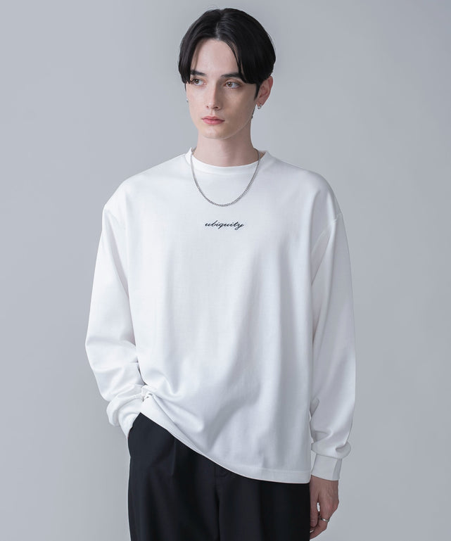 ホワイト モデル：180cm L着用