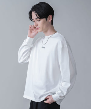 ホワイト モデル：180cm L着用