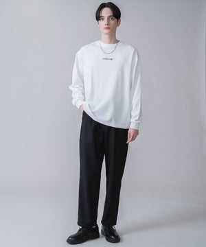 ホワイト モデル：180cm L着用