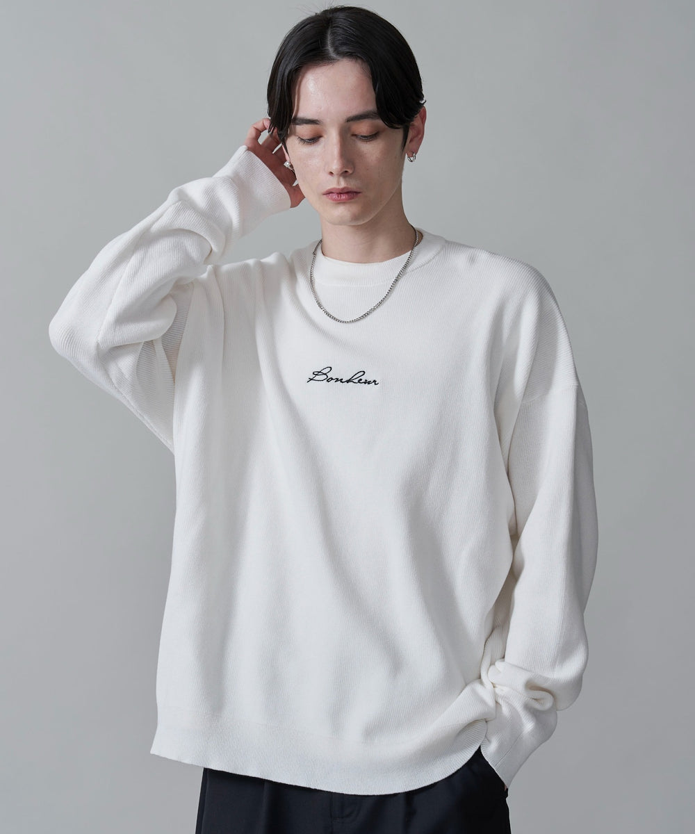 オフホワイト　モデル：180㎝　L着用