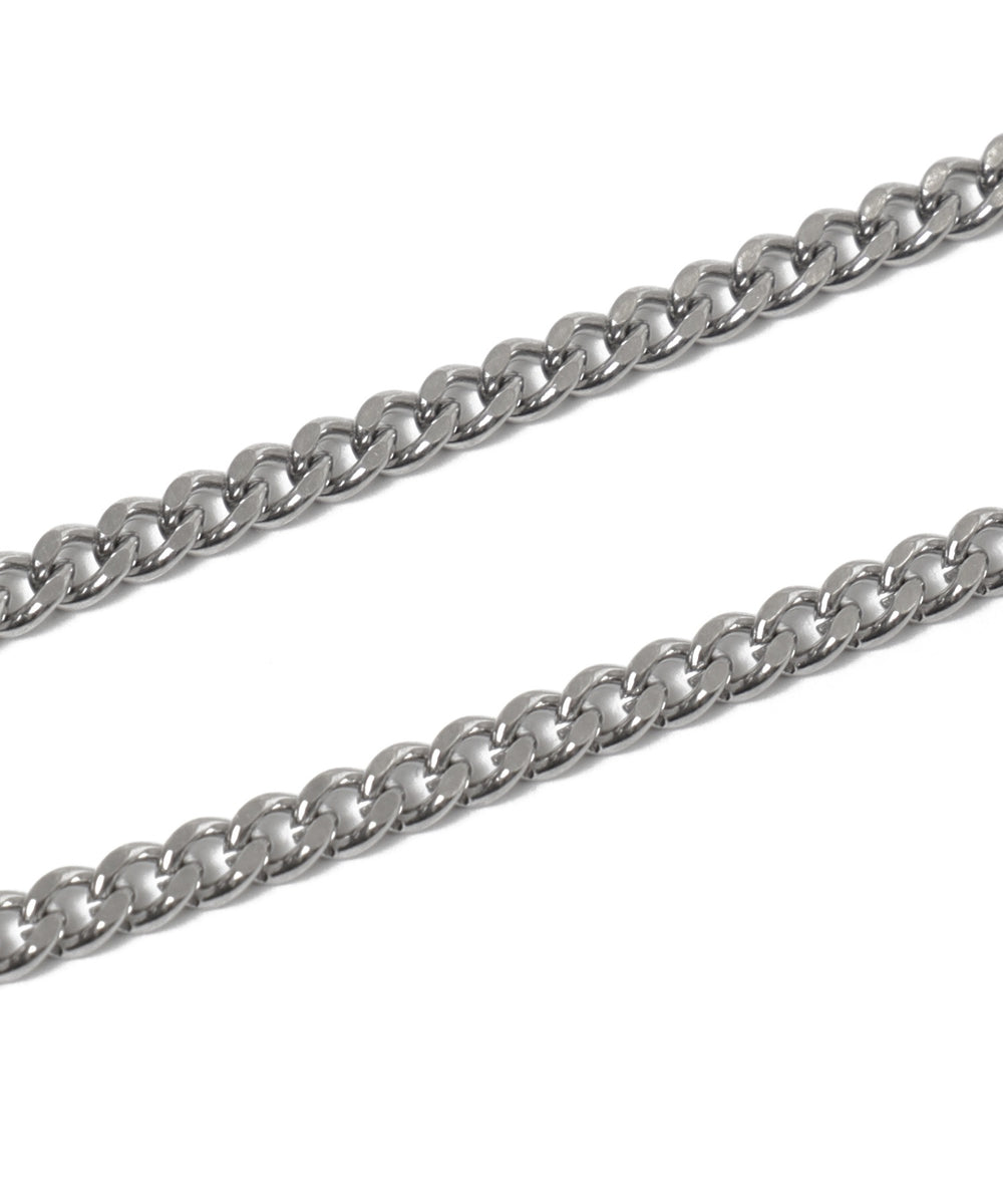 アクセ付きワンポイントニットプルオーバー