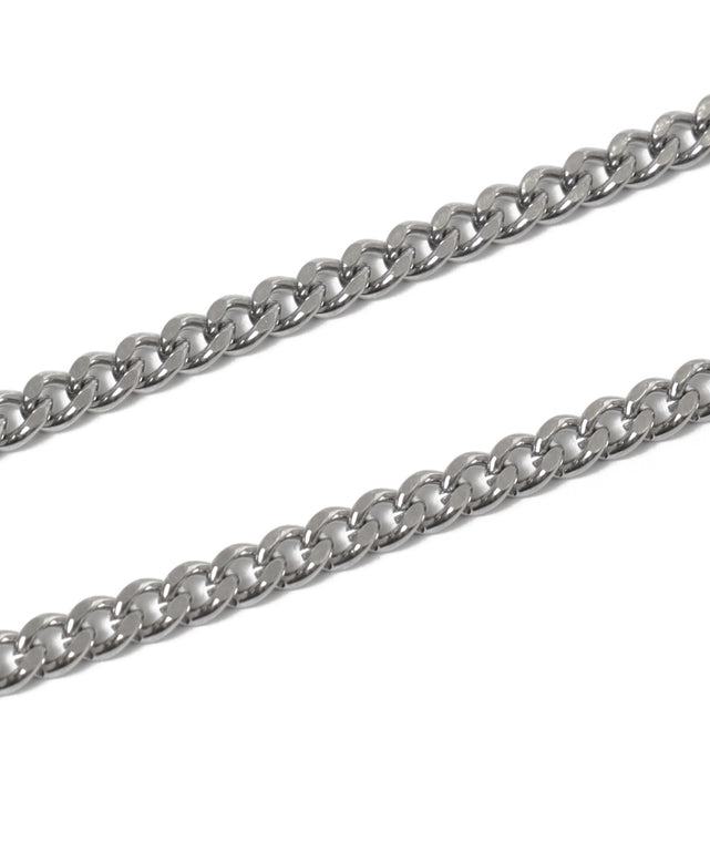 アクセ付きワンポイントニットプルオーバー