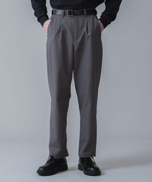 Dグレー モデル：180cm L着用