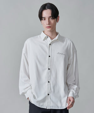 ホワイト　モデル：180㎝　L着用