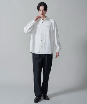 ホワイト　モデル：180㎝　L着用