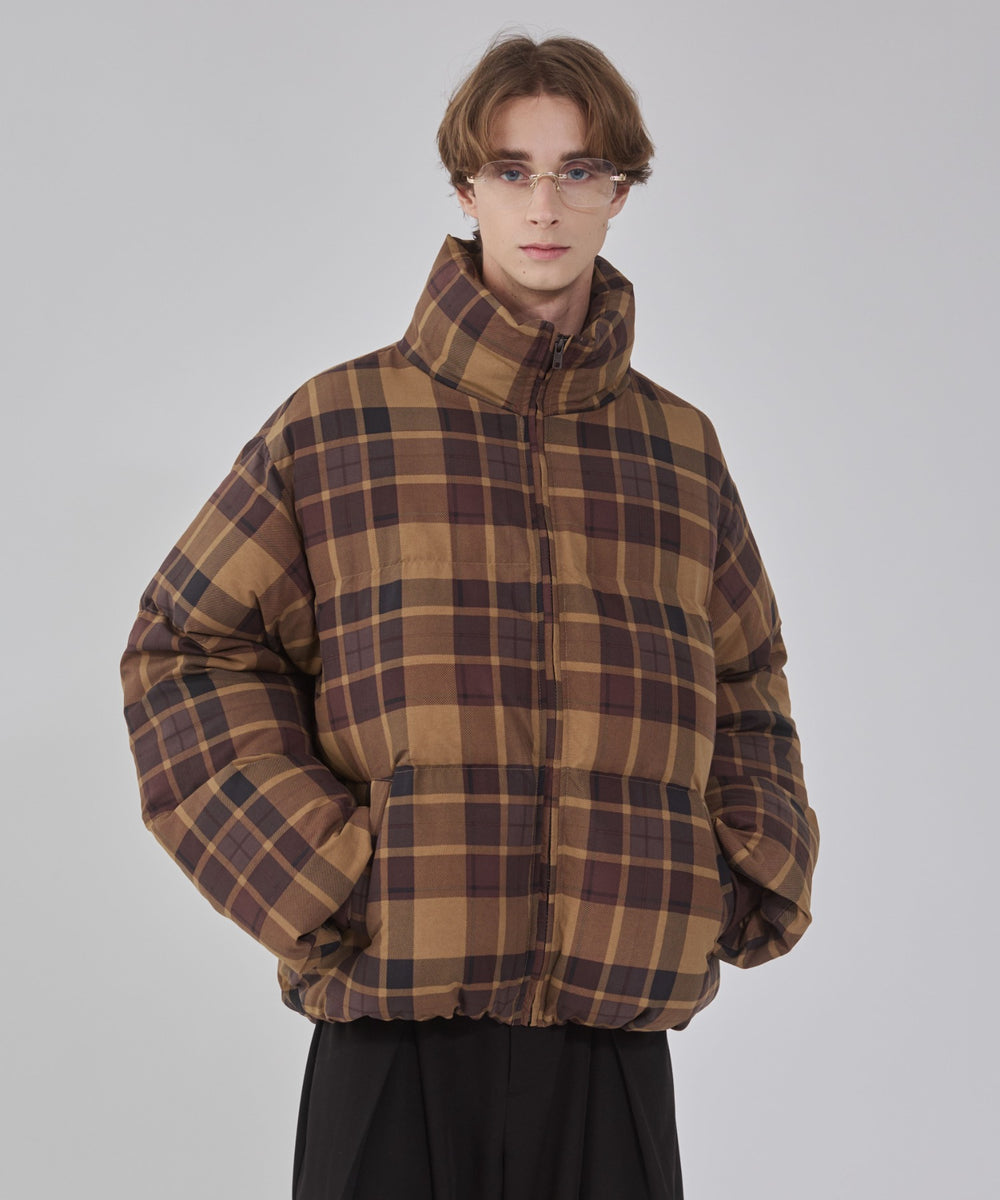 ブラウンチェック１ モデル：178cm L着用