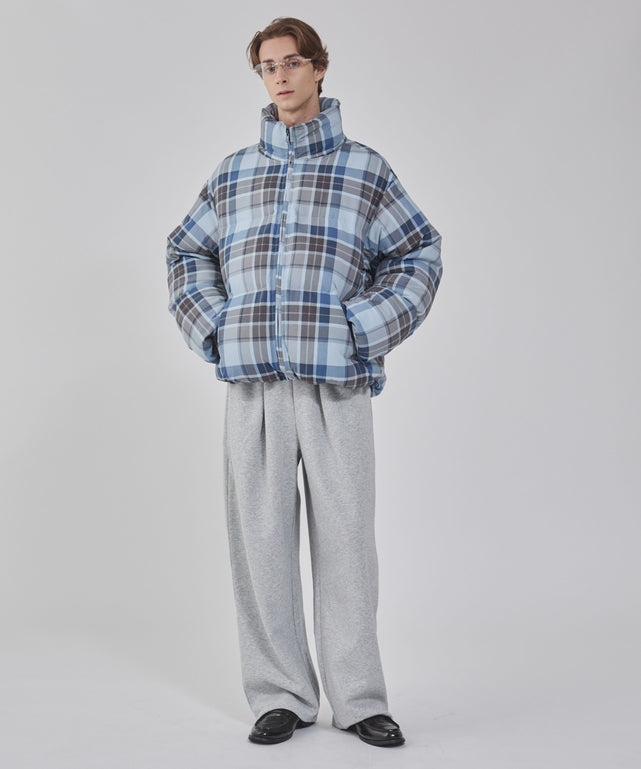 ブルーチェック１ モデル：178cm L着用