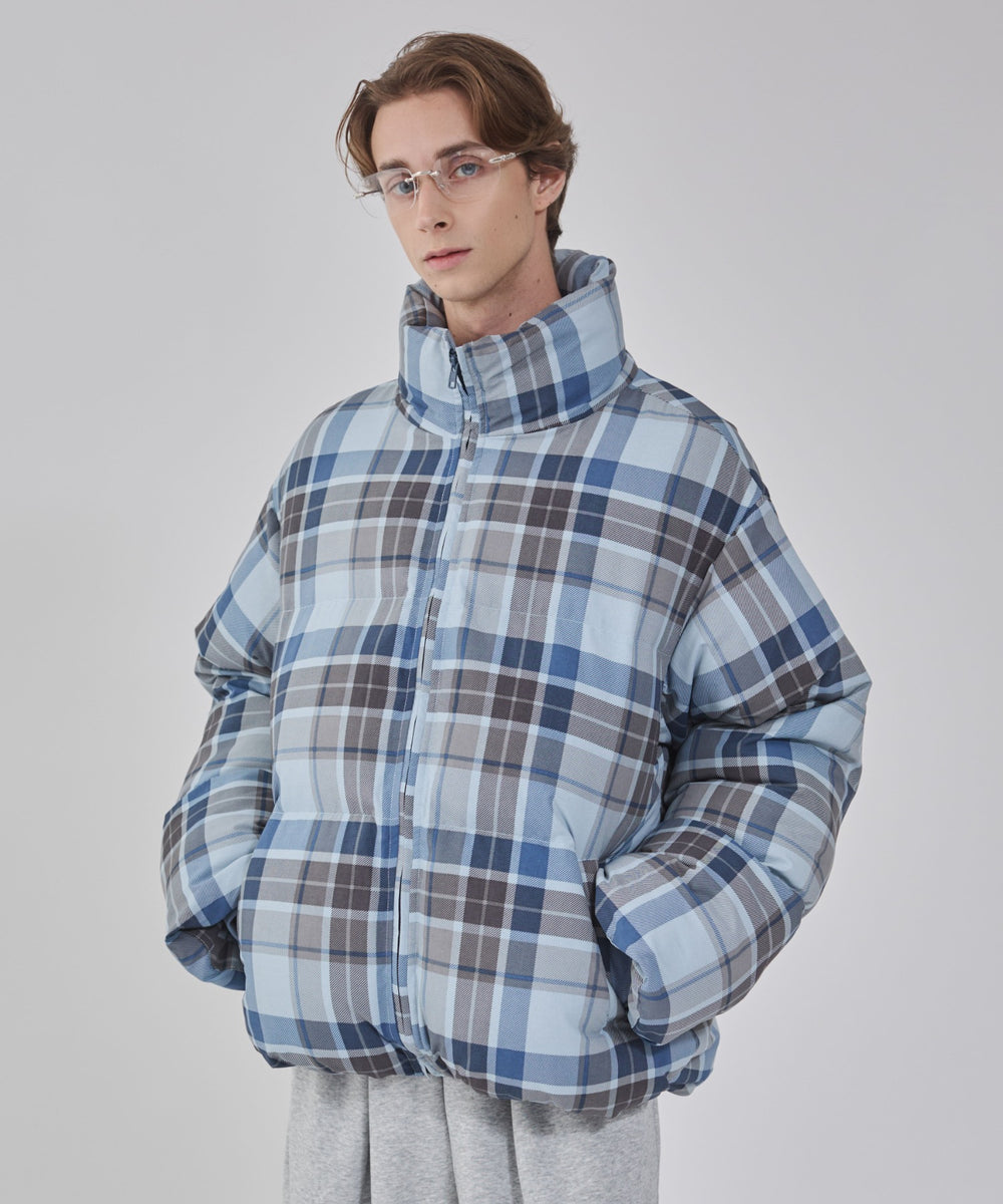 ブルーチェック１ モデル：178cm L着用