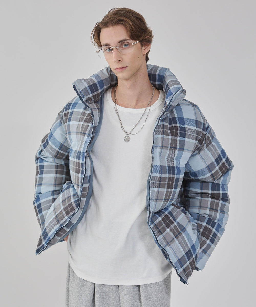 ブルーチェック１ モデル：178cm L着用