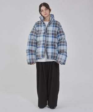 ブルーチェック１ モデル：162cm M着用