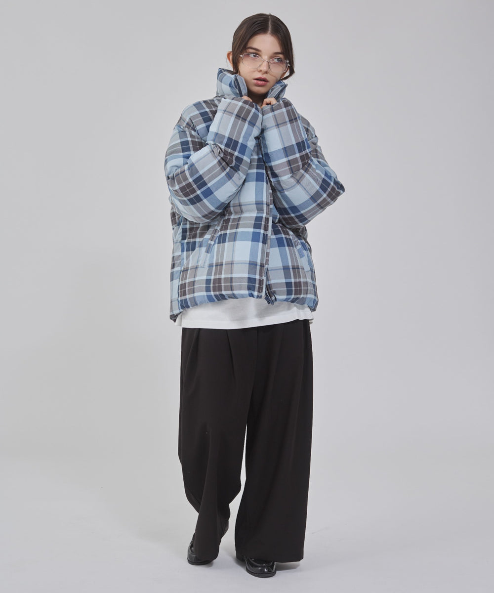 ブルーチェック１ モデル：162cm M着用