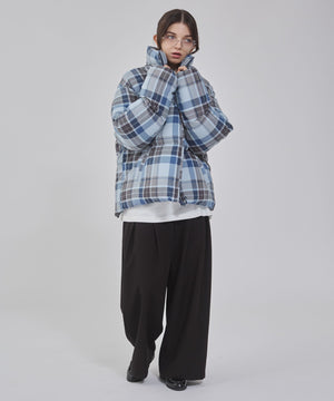 ブルーチェック１ モデル：162cm M着用