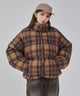 ブラウンチェック１ モデル：162cm M着用