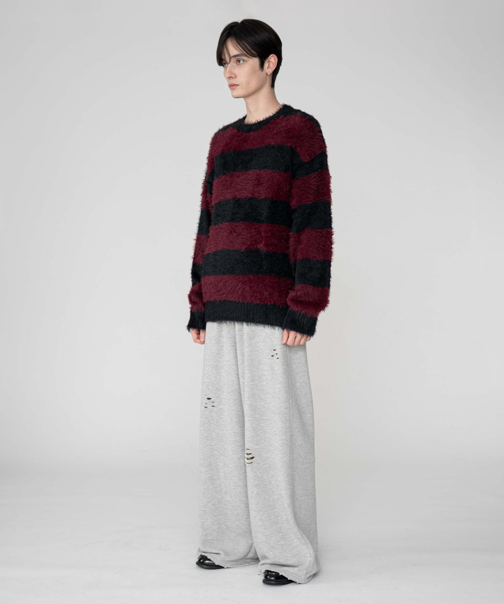 レッドボーダー モデル：180cm L着用